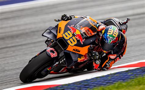 MotoGP 21: Trải nghiệm đỉnh cao của thế giới đua xe mô tô với đồ họa sống động và chế độ chơi đa dạng!